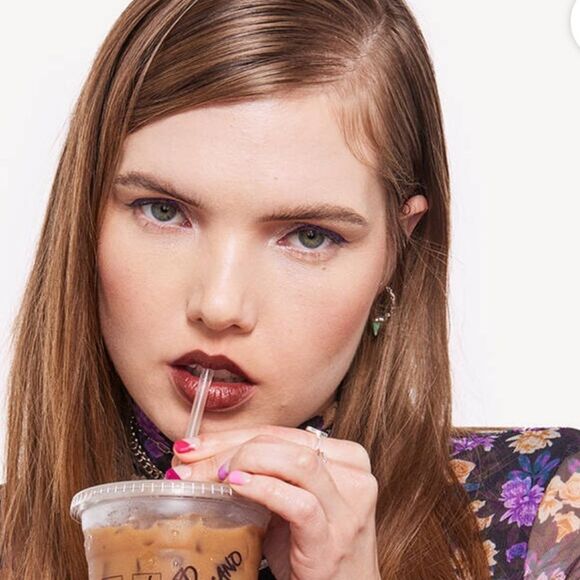 💋Urban Decay Vice Lipstick in Iced Americano 💋 - Picture 3 of 7